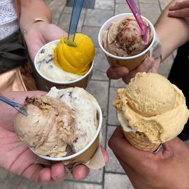 Boules de glace et sorbets faits maison Bordeaux